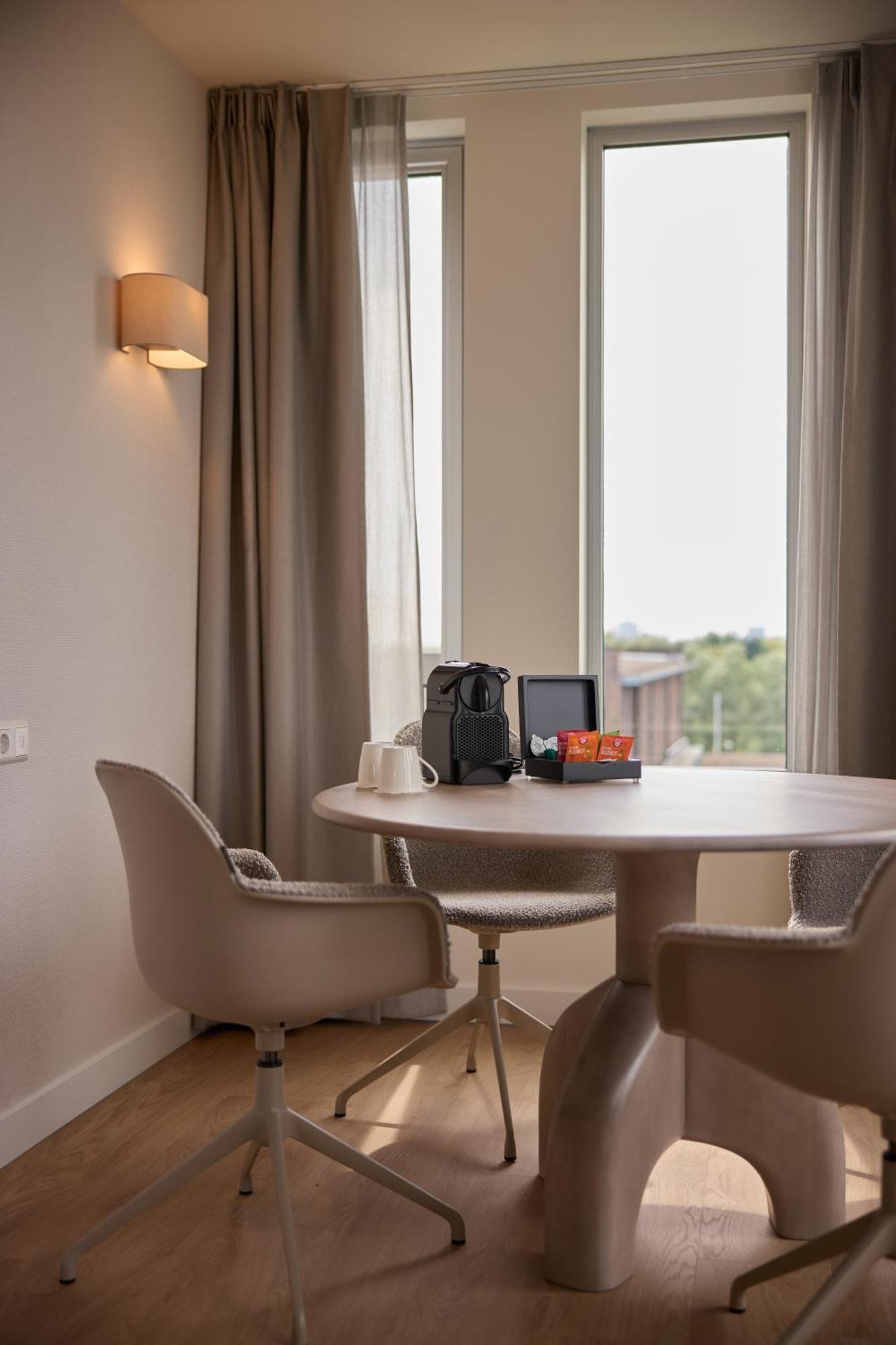 เวสต์คอร์ด อาร์ต โฮเต็ล อัมสเตอร์ดัม 4 สตาร์ Hotel ภายนอก รูปภาพ
